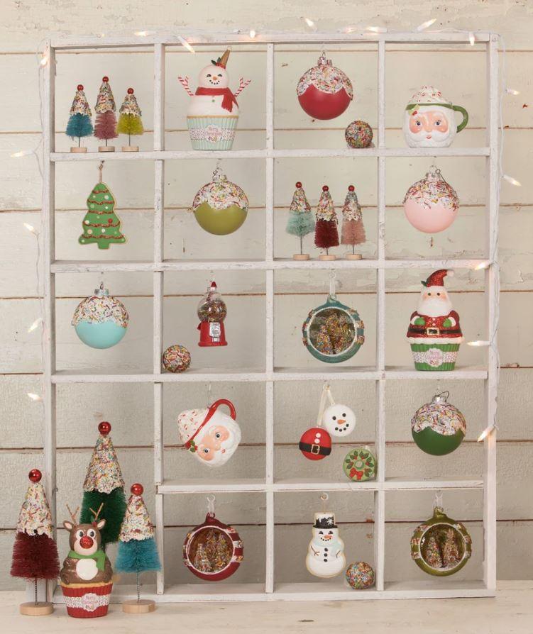 Cupcake Glass Ball Ornaments - Festive Emporium